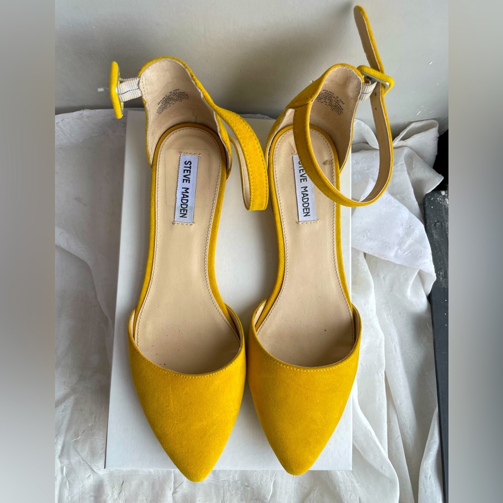 Steve Madden Bart Flat Mustard Yellow 8.5